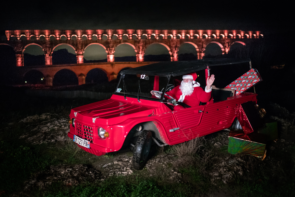 le pere noel en mehari